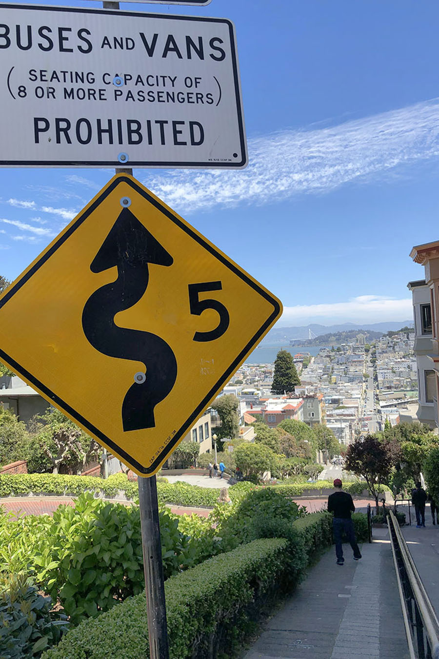 Lombard Street sign in San Francisco. ©2018 Mathieu Improvisato